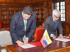 Colombia and France sign an agreement to protect investments