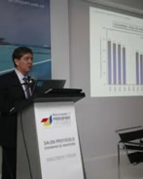 Foreign investors see the potential in Colombia to become an export platform and increase the middle class. 