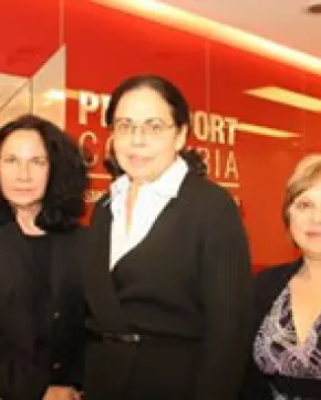 Periodistas estadounidenses conocieron potencial de inversión en Cosméticos y Artículos de Aseo 
