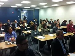 Empresarios en Chicago conocieron oferta de inversión en manufacturas