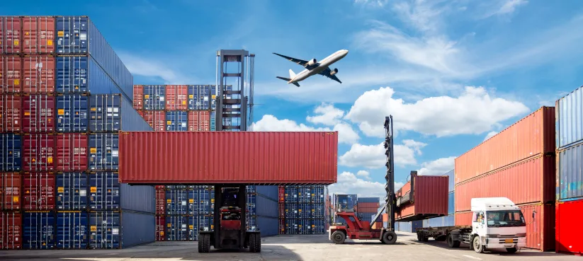 Multinational companies that arrive to Colombian ports and take advantage of business opportunities in the Colombian market thanks to the country’s attraction of foreign investment policy.