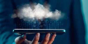 Men creating a Multicloud Strategy in his cellphone.